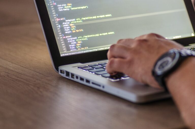 Best Reasons for Why We Should Learn PHP in 2022